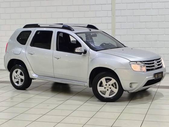 RENAULT DUSTER 2.0 DYNAMIQUE 4X2 16V FLEX 4P AUTOMÁTICO